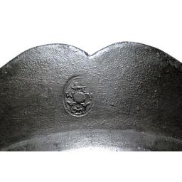 Newham armorial plate mark v1.jpg